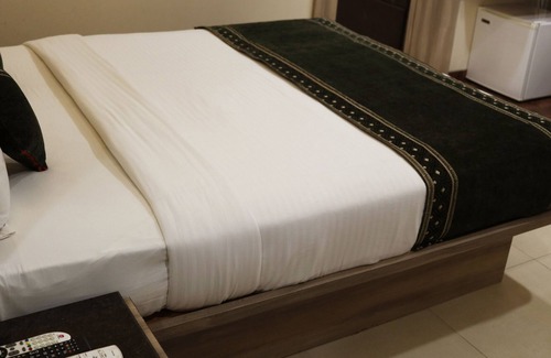 Mira Road East Bed & Breakfast | The Myriad