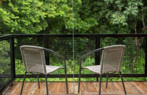 Ko Lanta Villa | Relax at The Myth Villa with Pool and Breakfast Included