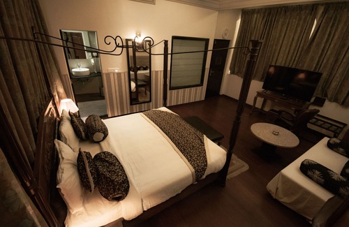 Nagpur Hotel | Relaxing Getaway at The Nagpur Ashok with Pool & Dining