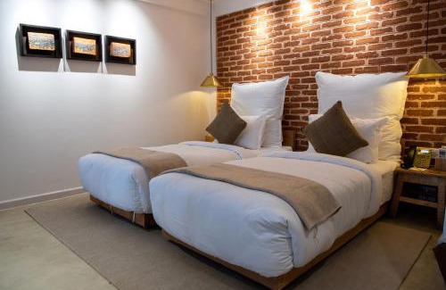 Bhaktapur Hotel | Discover The Nanee: 4-Star Retreat with Family-Friendly Dining