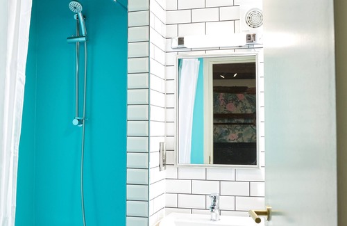 Braunstone Hotel | Discover Comfort at The Narborough Arms with Family-Friendly Amenities