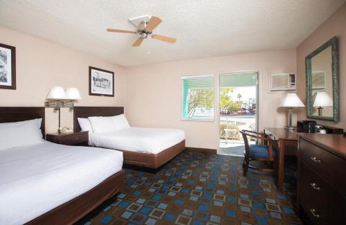 Lake Havasu City Resort | Cozy Nautical Beachfront Resort with Private Ocean Access
