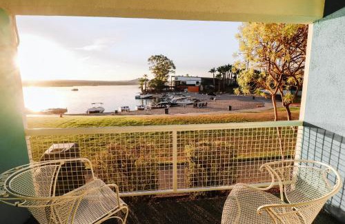 Lake Havasu City Resort | Cozy Nautical Beachfront Resort with Private Ocean Access
