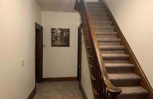 Oswego House | Family-Friendly Stay at The Navy 2 - Guest Rated 9.6/10