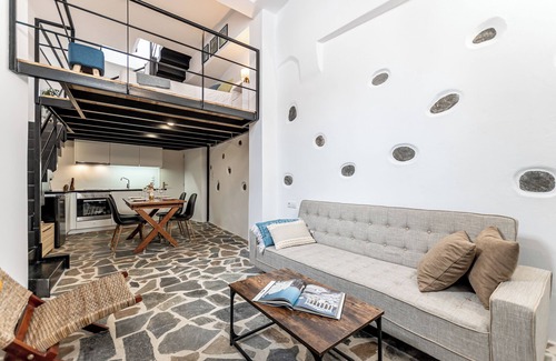 Naxos House | The Naxos Loft with view of the Castle