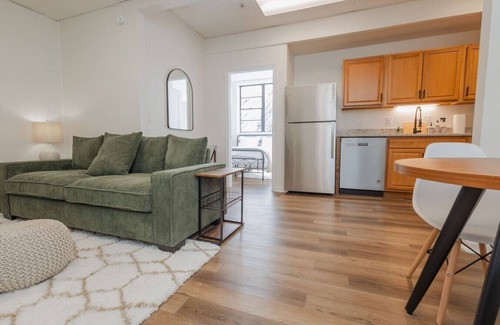 Martinsburg Apartment | The Neat Nest- 1 bedroom apartment