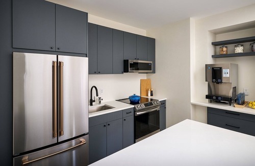 New Buffalo Apartment | Pet-Friendly Retreat at The Neighborhood Hotel - New Buffalo
