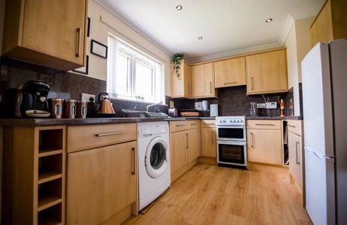 Fort William House | Discover The Nell Fort William: Family-Friendly Retreat