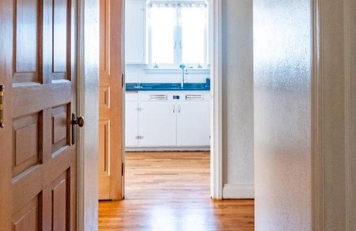 Sheridan Apartment | Family-Friendly Retreat at The Nelson Inn with Excellent Ratings
