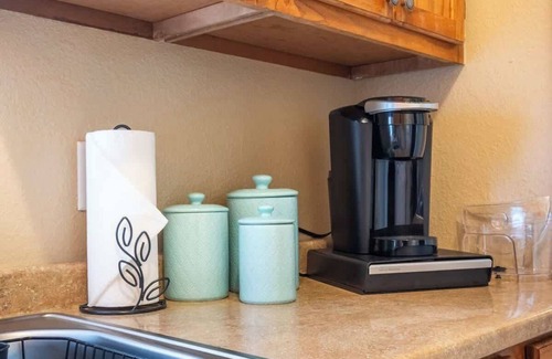 Waco House | The Nest 1 Bedroom Suite 12 min from Magnolia