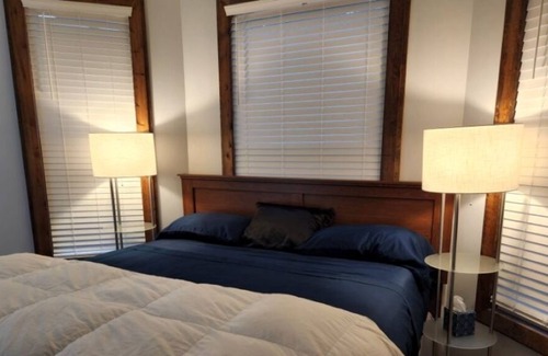 Findlay Apartment | Immaculate Nest: Cozy Newly Remodeled Apartment Awaits