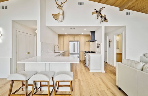 Downsville House | The Nest at Eagle Bay Cove on Lake D'Arbonne with pool, boathouse and game room!