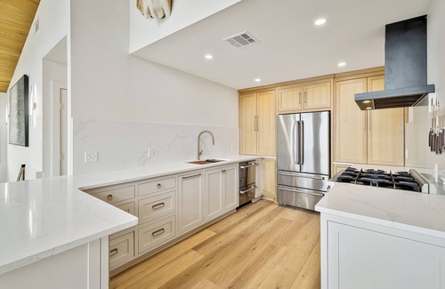 Downsville House | The Nest at Eagle Bay Cove on Lake D'Arbonne with pool, boathouse and game room!