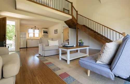 Gundaroo House | Discover The Nest at Gundaroo: Rated 9.8, Family-Friendly Stay