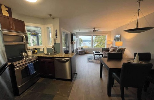 Regional District of Nanaimo Condo | Oceanview Retreat: The Nest at Nanoose Bay with Hot Tub