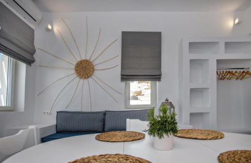 Tinos House | Pet Friendly Haven: The Nest with Exceptional 9/10 Reviews