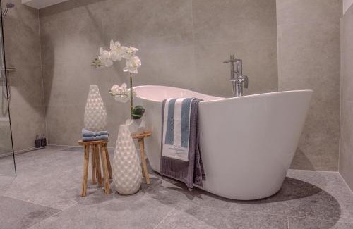 Youghal Apartment | Discover The Nest: Pet-Friendly Comfort with Top Amenities