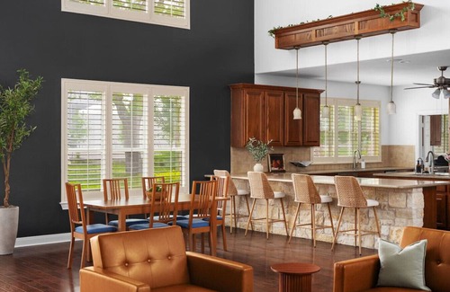 McNeil House | The Nest on Brushy Creek | 3 Acres of fun