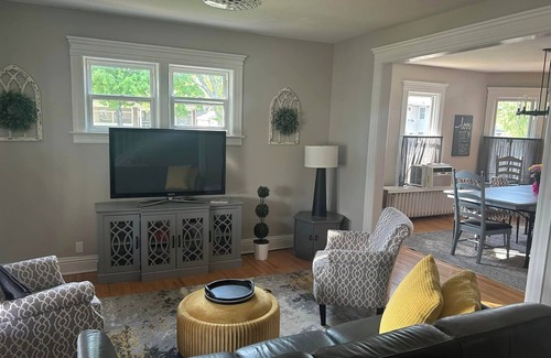 Wabasha House | Relax at The Nest on Main: Your Heartfelt Town Retreat