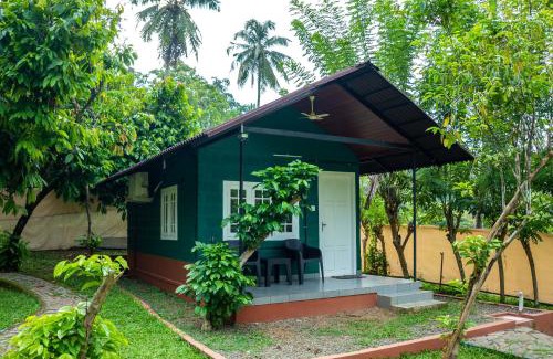 Devikolam Resort | Cozy Retreat: The Nest Thattekad with Pet-Friendly Amenities