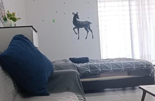 Cheras Apartment | Cozy Netizen Studio with Pool & Pet-Friendly Perks