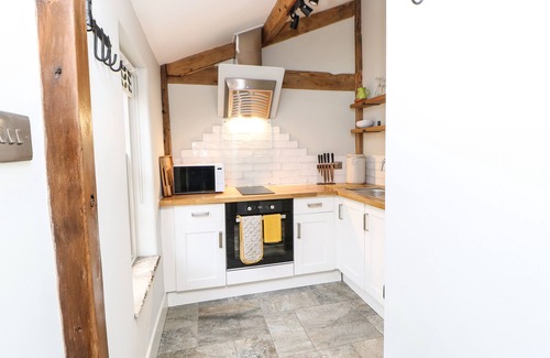 Richmond Cottage | Pet-Friendly Getaway: The Netty Cottage in Richmond