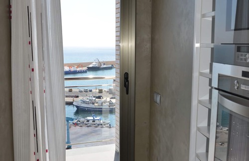 Costa Dorada Apartment | Discover Casa Cleo: Oceanfront Apartment with Breathtaking Views