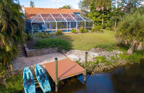 Palm River Estates Villa | Discover The New Diamond in Naples: 4-Star Guest Rated