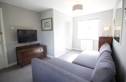 Brampton Cottage | Discover Comfort at The New Inn 1730 - Family Friendly Stay