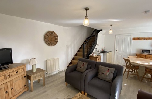 Cropton Bed & Breakfast | Discover The New Inn: Family-Friendly with Dining Options