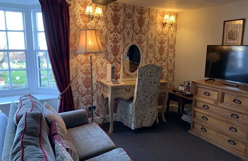 Icklesham Hotel | Discover The New Inn: 4-Star Comfort with Great Dining