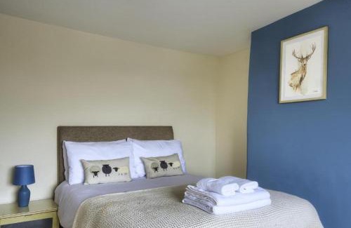 Sowerby Bridge Bed & Breakfast | Cozy Bed and Breakfasts in Sowerby Bridge, UK - 8.8 Rated