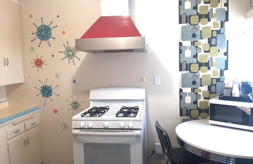 Moreno Valley Apartment | Guest Rated: 9.8 - New Star Motel with Studio Kitchens