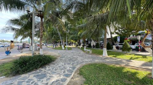 Vinh Hai Hotel | Discover Oceanfront Comfort at The Nha Trang Business Hotel