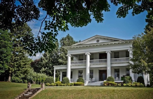 Tazewell House | Explore The Litz Mansion: Nicketti Johnston Room Awaits