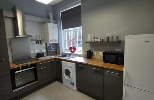 Campbeltown Apartment | Discover The Nifty Nook: Family-Friendly 4-Star Retreat