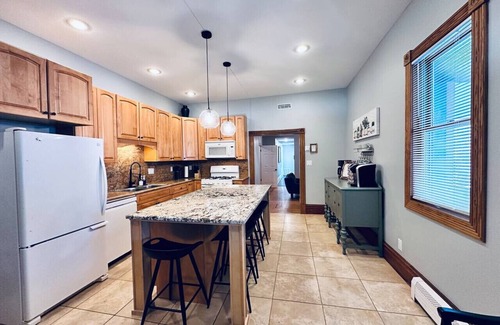 Hastings Apartment | Explore The Nininger - Cozy 2 BR Family Apartment in Hastings
