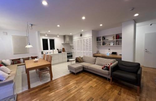Yamanakako Apartment | Relaxing Escape at The No.10 山中湖 with Sauna & BBQ