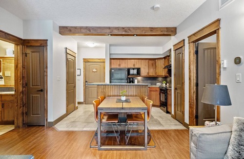 East Kootenay Condo | Relax at The Noble Nest with Pool, Hot Tub & Patio Access