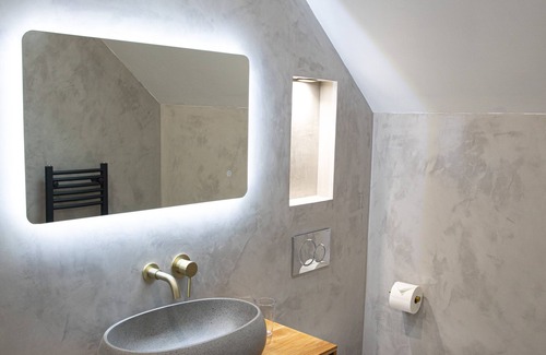 Wincanton Hotel | Experience The Nog Inn: Guest Rated 9.8 with Spa & Dining