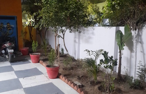 Gomti Nagar House | The Nomad Cave ,Cozy Stay for Backpacker & Digital Nomad,Startup House Co-Livin.