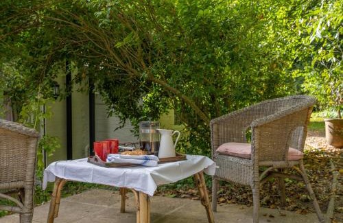 Shrewton House | Pet-Friendly Retreat at The Nook At Henge Estate