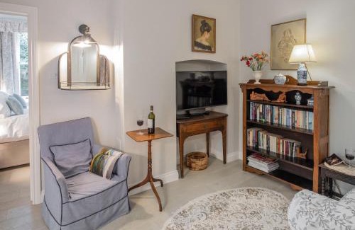 Shrewton House | Pet-Friendly Retreat at The Nook At Henge Estate