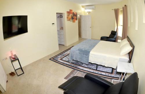 Port of Spain Bed & Breakfast | Discover The Nook at Pax Vale: Oceanfront Family Retreat