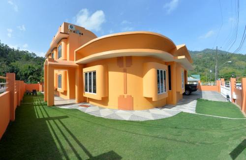 Port of Spain Bed & Breakfast | Discover The Nook at Pax Vale: Oceanfront Family Retreat