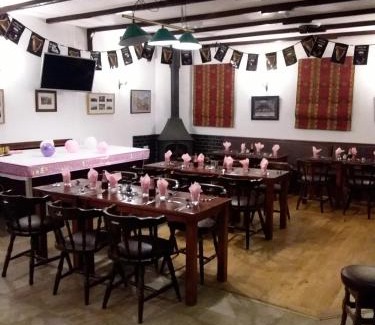 Drumfries Hotel | Discover The North Pole: Top-Rated Stay with Pool & Dining