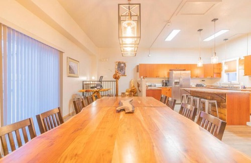 North Pole Apartment | Discover Family-Friendly Comfort at The Northern Driftwood Inn
