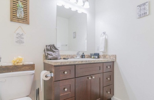 North Pole Apartment | The Northern Tanada Suite 4.0