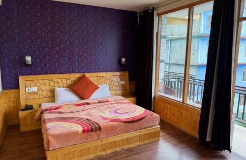 Simsa Village Bed & Breakfast | The Northwood Cottages Manali