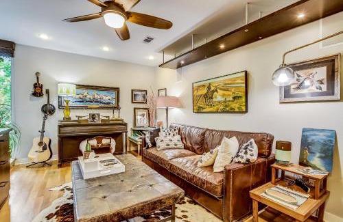 Greater South River City House | Inviting Stay at The Novel Retreat with Hot Tub Access